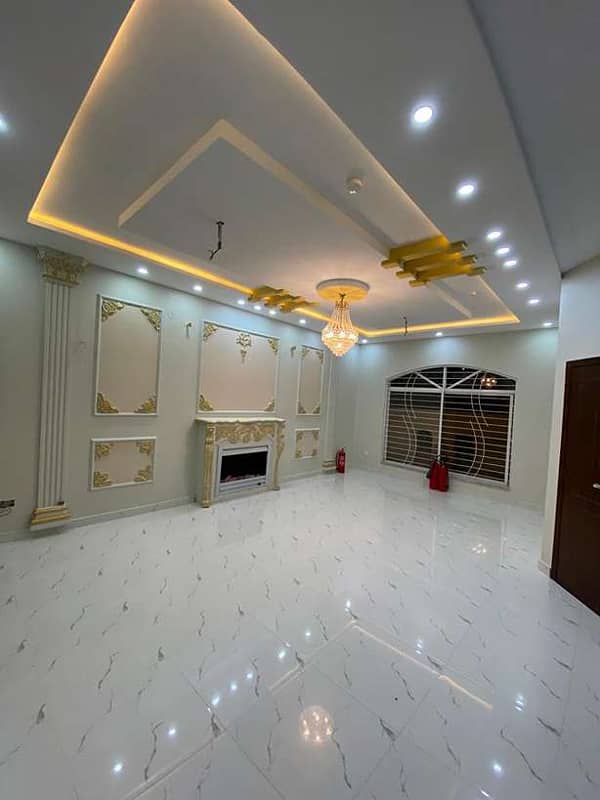 5 MARLA BEAUTIFUL HOUSE AVAILABLE FOR RENT IN DHA 11 RAHBER 2