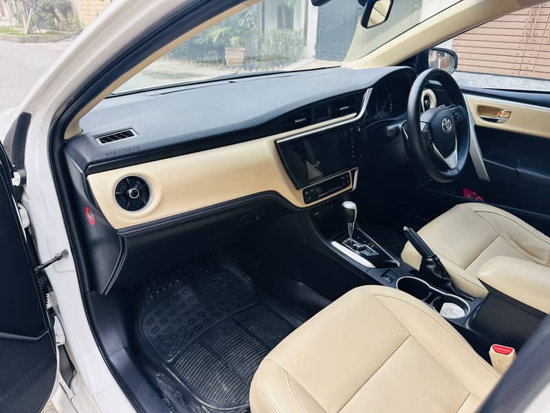 Toyota Corolla Altis 2018 Grande 1.8 CVT Full Option With Beige Interi 13