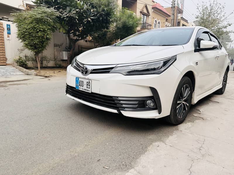 Toyota Corolla Altis 2018 Grande 1.8 CVT Full Option With Beige Interi 19