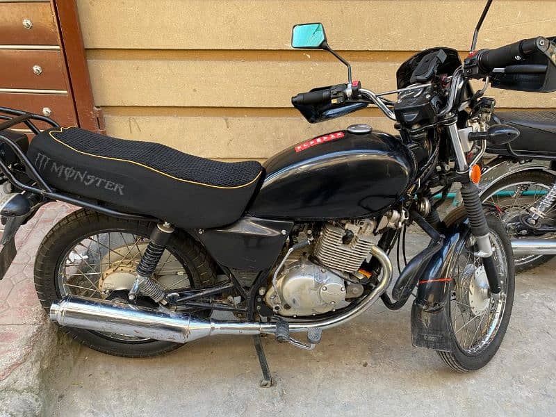 Suzuki gs 150 5