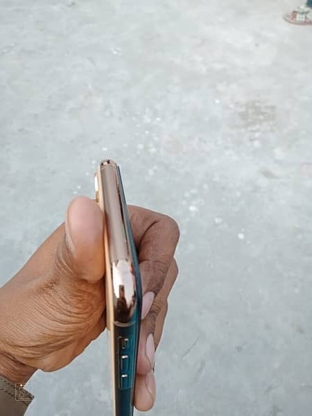 iPhone 11 Pro Max for sale 4