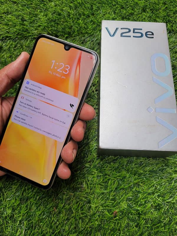 vivo v25e 8+8Gb Ram 128Gb Rom ( Orignal box and charger ) Neat conditi 4