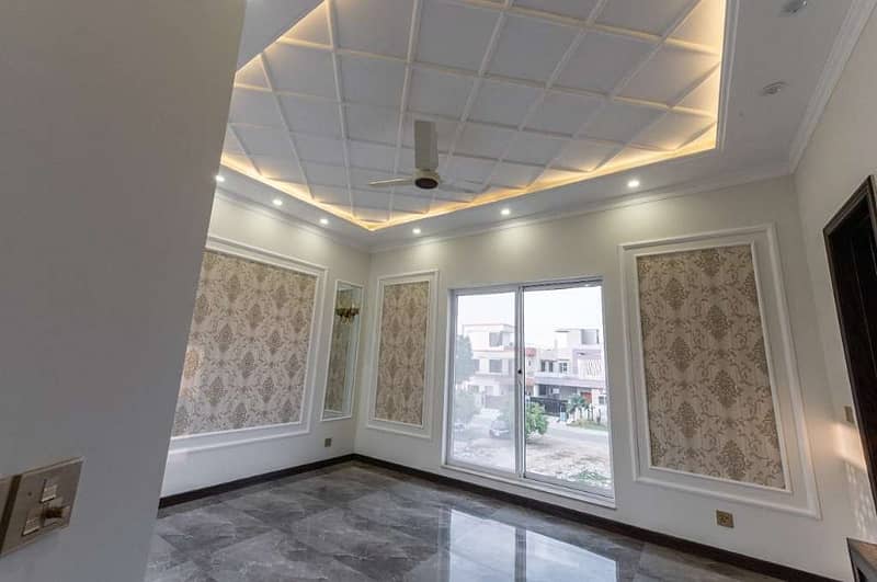 UPPER PORTION VERY SUPER HOT LOCATION FOR RENT IN DHA 11 RAHBER 0