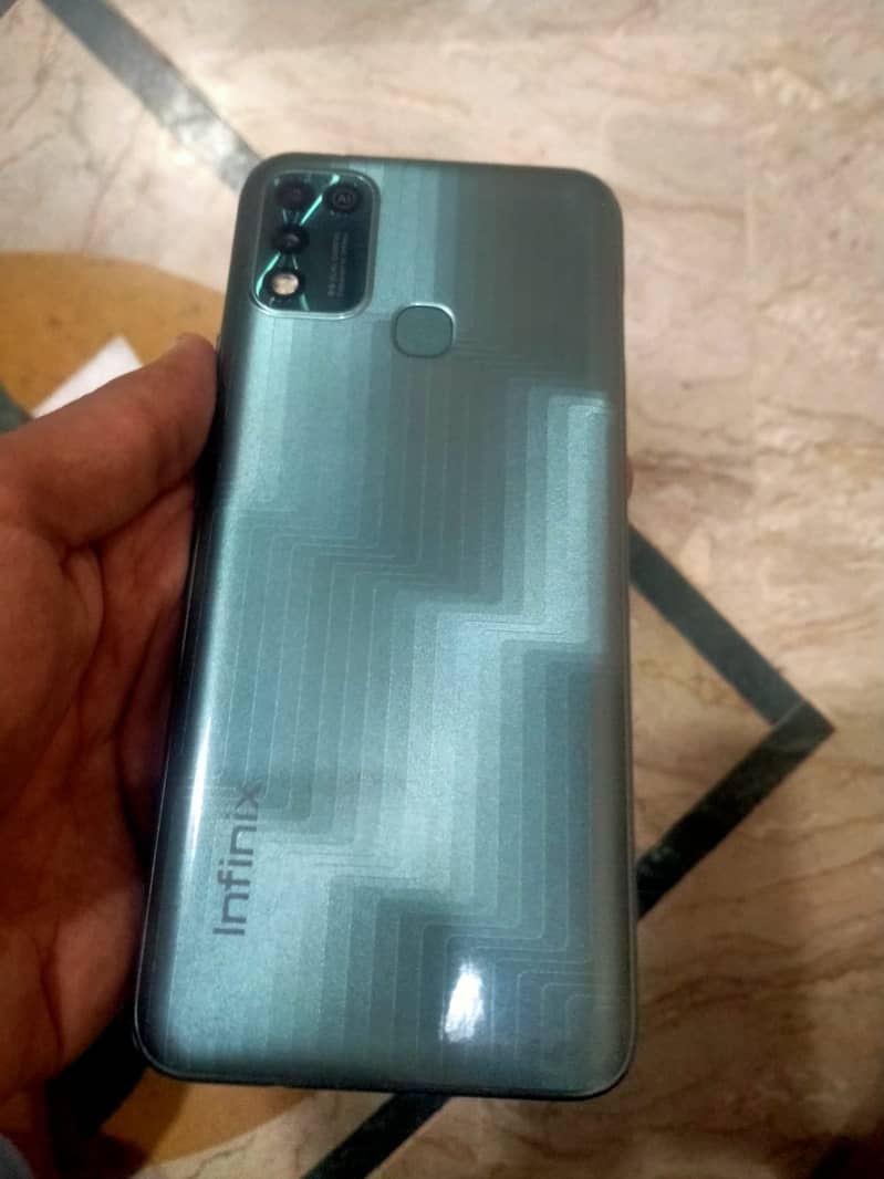 Infinix Hot 10 Play - Excellent Condition | 6000mAh Battery | 4GB RAM 8