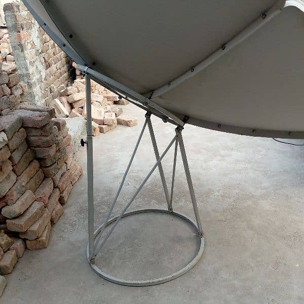 6 Feet imported dish antenna 2