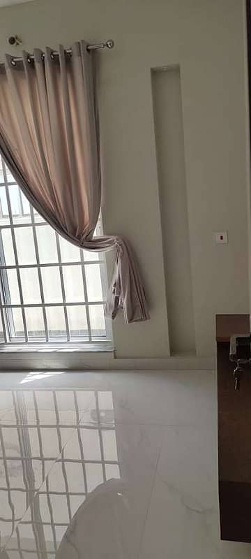 8 MARLA BEAUTIFUL HOUSE AVAILABLE FOR RENT IN DHA RAHBER 11 0