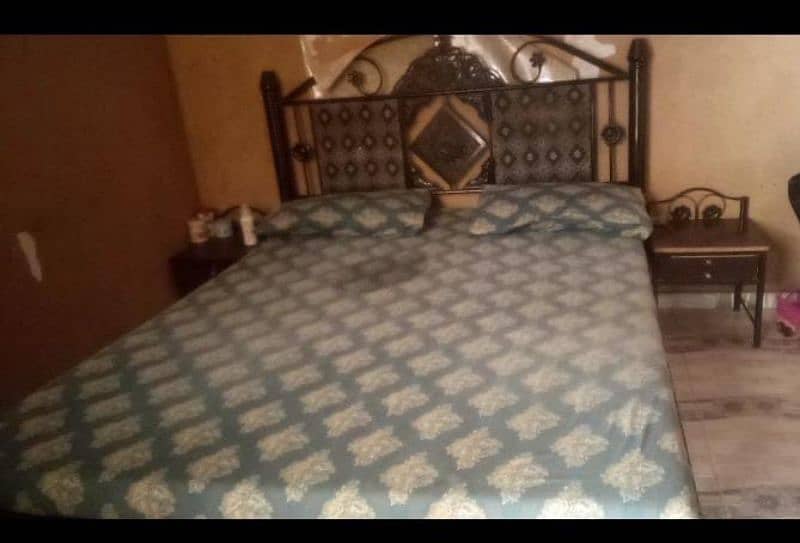 Bed for sale 0