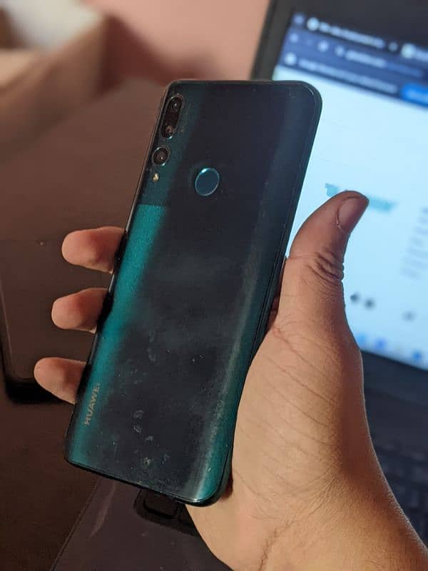 Huawei y9 Prime 6