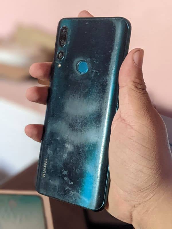 Huawei y9 Prime 7