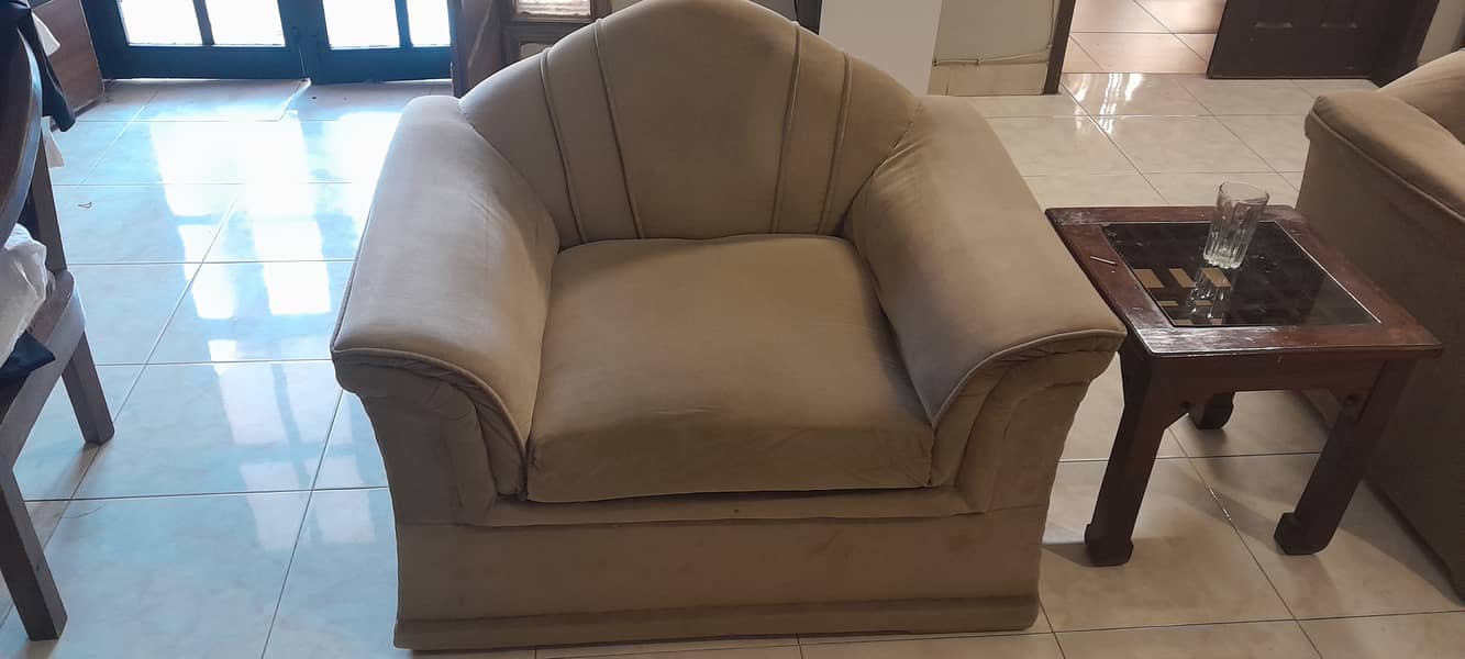 5 seater sofa set serious buyer contact 0