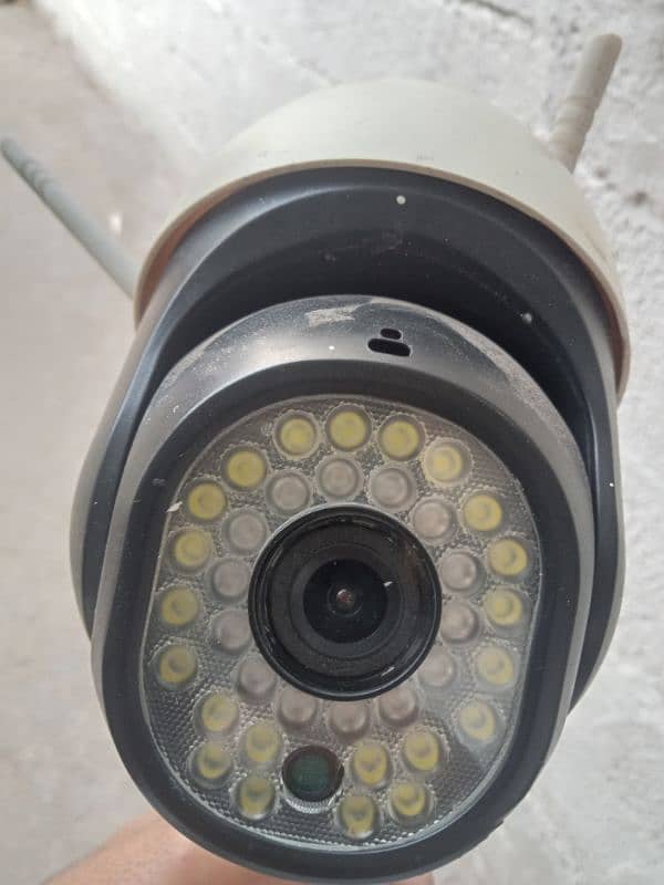 CCTV  wifi camera good condition good result 1