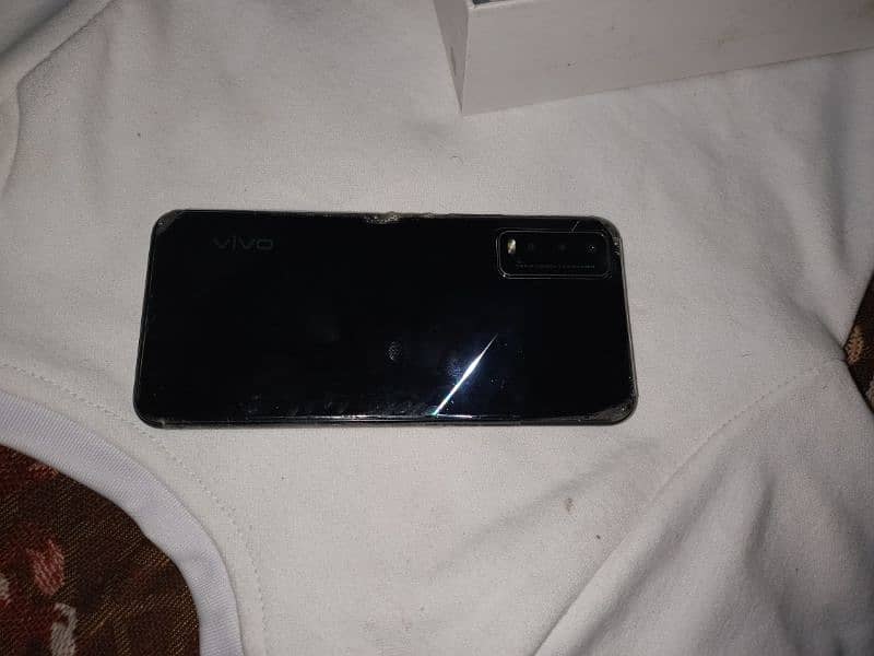 10%10 vivo y20 lush condition 6