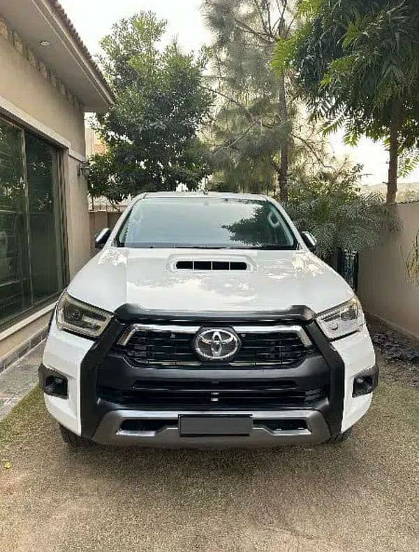 Toyota Hilux 2017 1