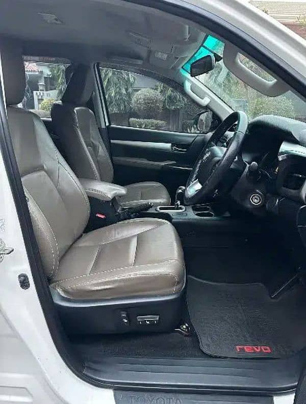 Toyota Hilux 2017 5