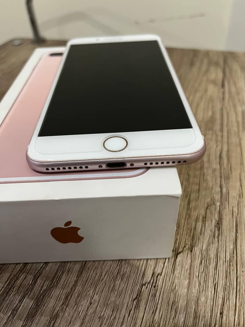 iPhone 7plus 128gb PTA Approved With Box 5