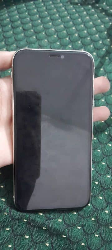 Iphone 11 64GB Non PTA Urgent sale (Whatsapp:03294067935) 1