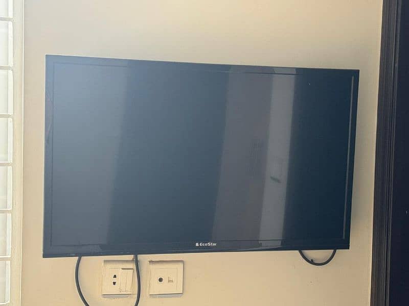 32inch LCD TV as good as new hardy used 0