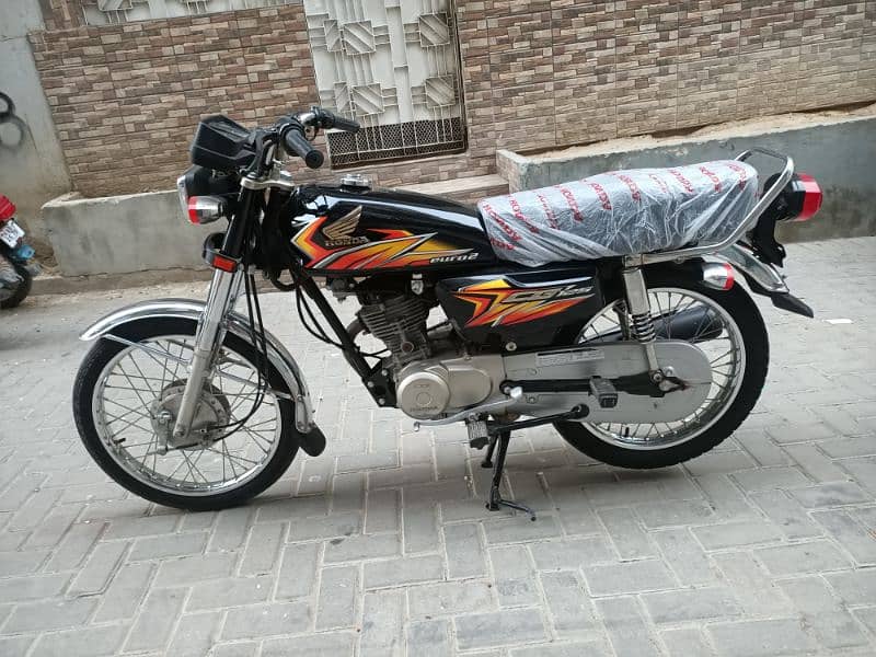 Honda cg 125 2021 model new condition 3