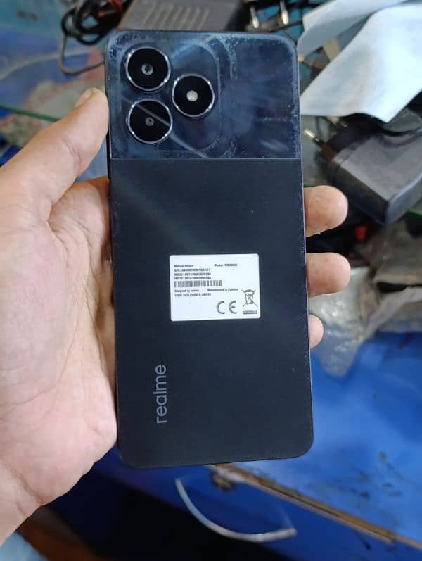 Realme C51 0