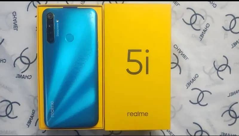 real me 5 i Ram: 4 GB Rom: 64 GB Snapdragon 665 Battery 5000 mAh Displ 0