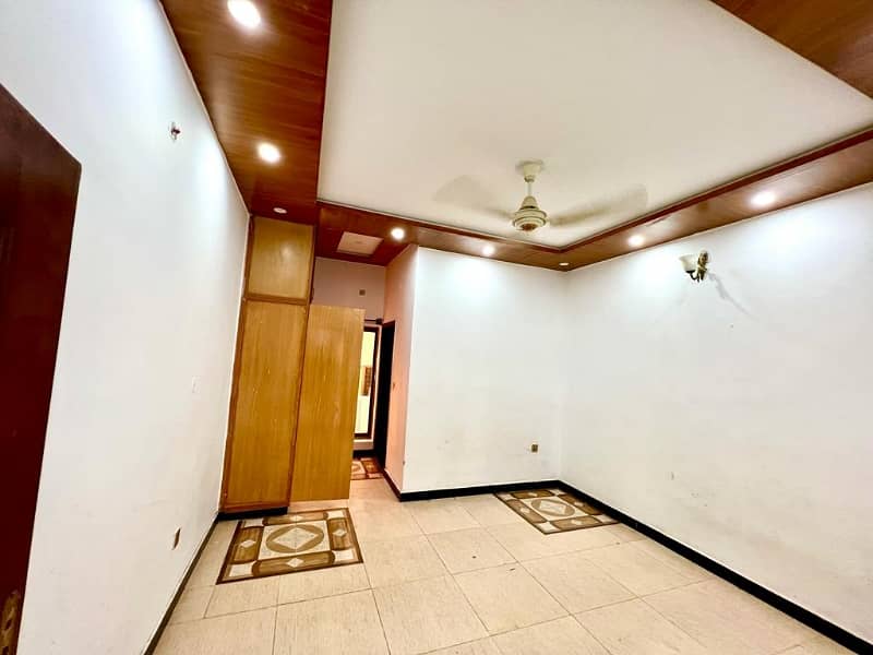 8 MARLA FULL HOUSE FOR SALE WITH GAS IN CDA APPROVED SECTOR F 17 MPCHS ISLAMABAD 20