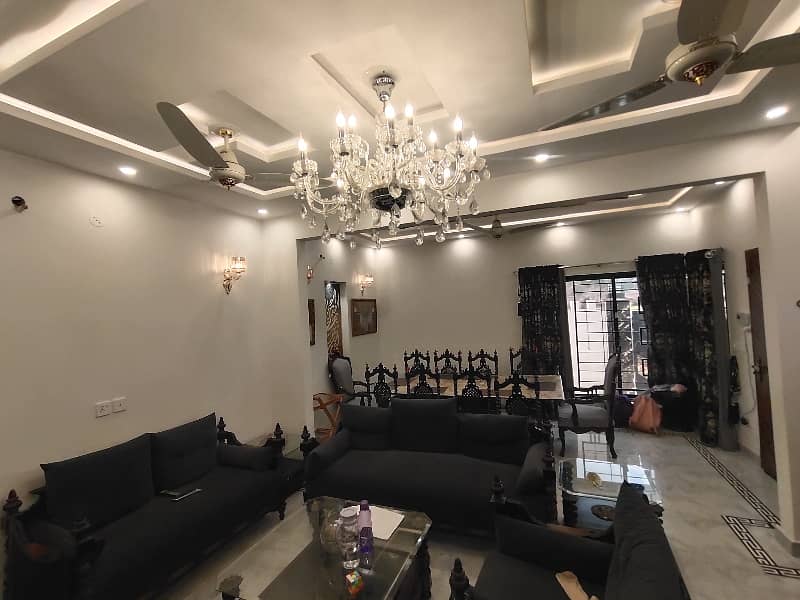 5.33 Marla Facing Park House For Sale In Eastern Block Bahria Orchard Lahore 7