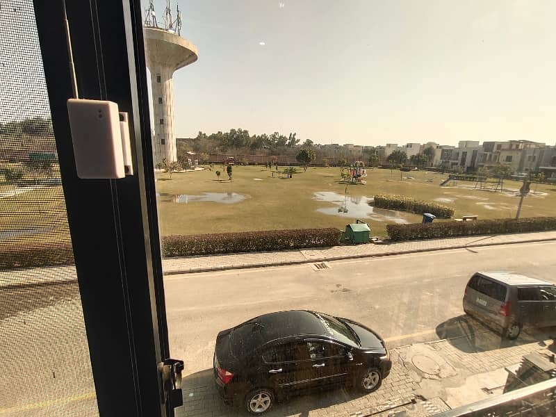 5.33 Marla Facing Park House For Sale In Eastern Block Bahria Orchard Lahore 39