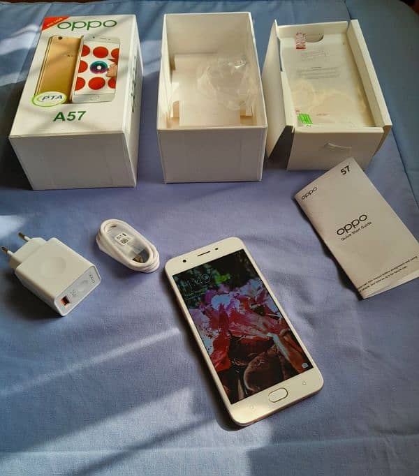 smart phone oppo a57* 4/64* brand newcomplete Box 2