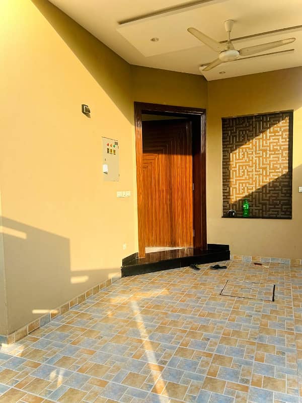 Brand New 3 Beds 5 Marla House At Prime Location In DHA 9 Town Block B Lahore 11