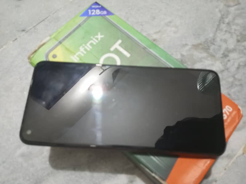 Infinix Hot 10 128GB 4GB (03160506834) 3