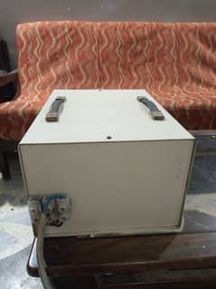 Automatic voltage stabilizer . (heavy duty).   Panasonic A-100  10,000 W