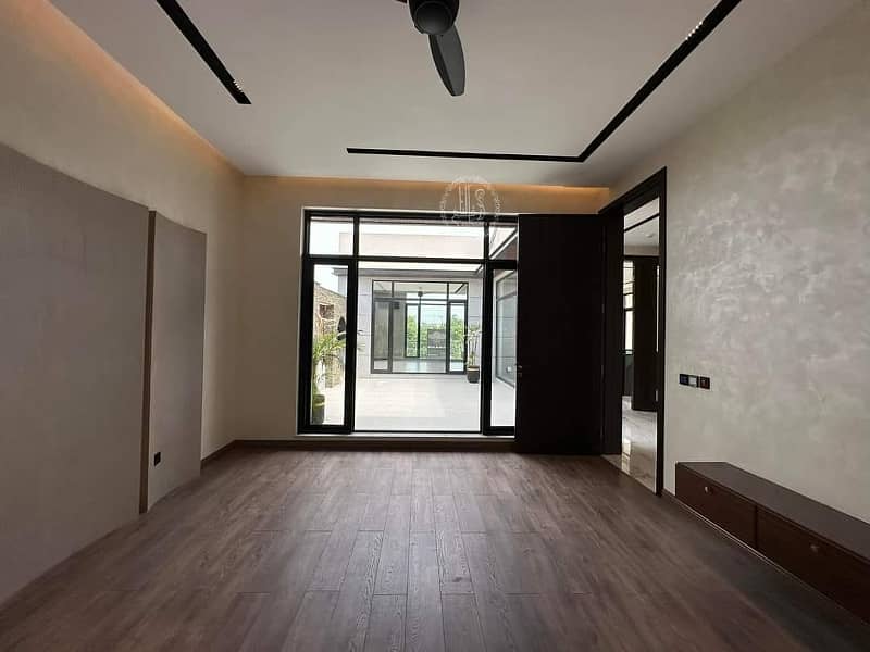 01 KANAL LUXURIOUS & GRACEFUL HOUSE FOR SALE IN DHA PHASE 6 5