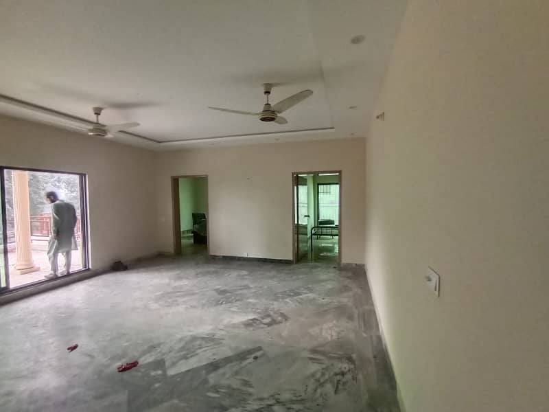 1 Kanal Upper Portion with Separate Gate Available For Rent In Q Block DHA Phase 2, Lahore 9