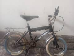 4- 6 years kids bicycle. .