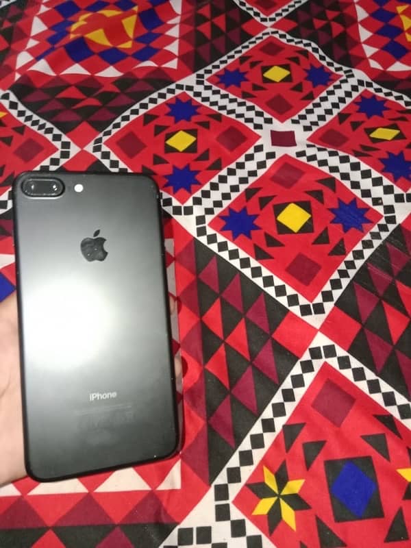 I phone 7plus 128/gb pta approved 1