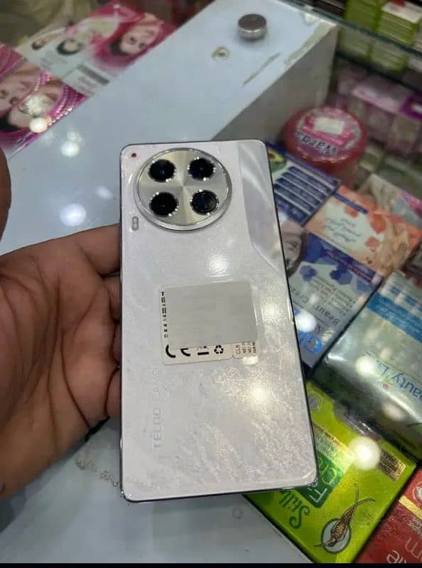 tecno camon 30 2 days use full warranty 2