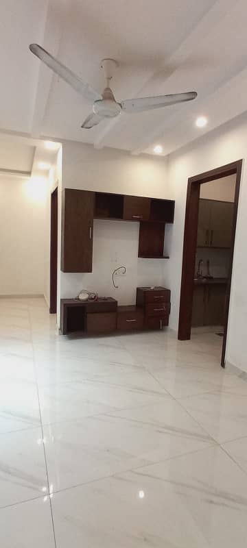 1 kanal Lavish upper portion On Top Location For Rent In DHA Phase 5 Lahore 5