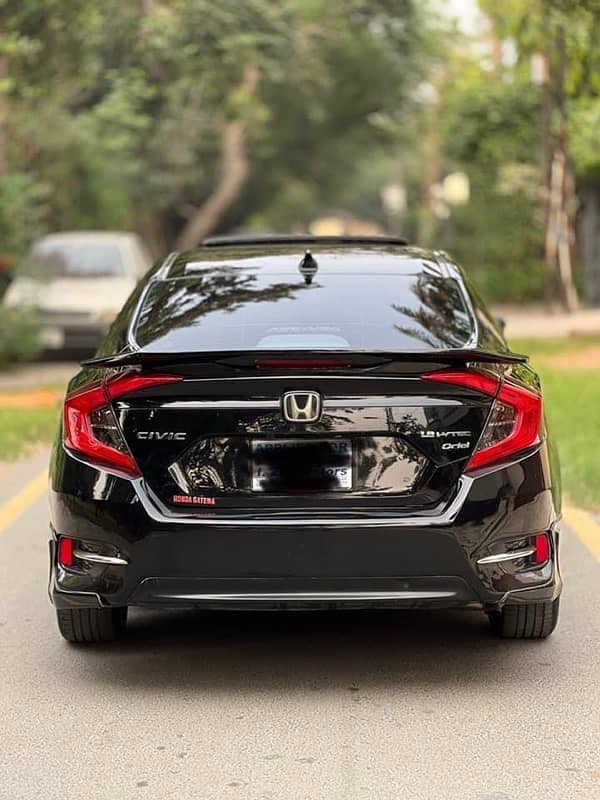 Honda Civic Standard 2018 6