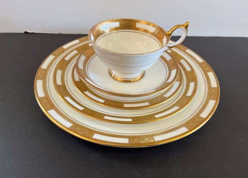 Royal Dinner Set 5