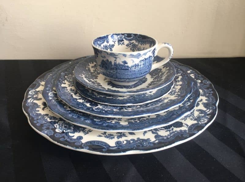 Royal Dinner Set 7