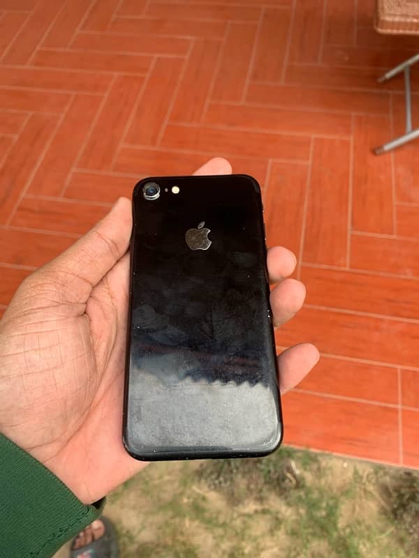 iPhone 7 128 GB PTA approved 4