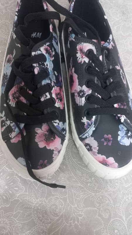 original H&M shoe bought from. uae 2