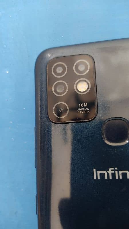 infinix Hot 10 4/64 4