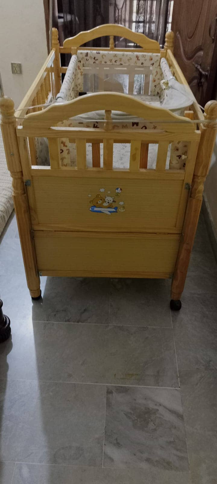 Baby cot 5