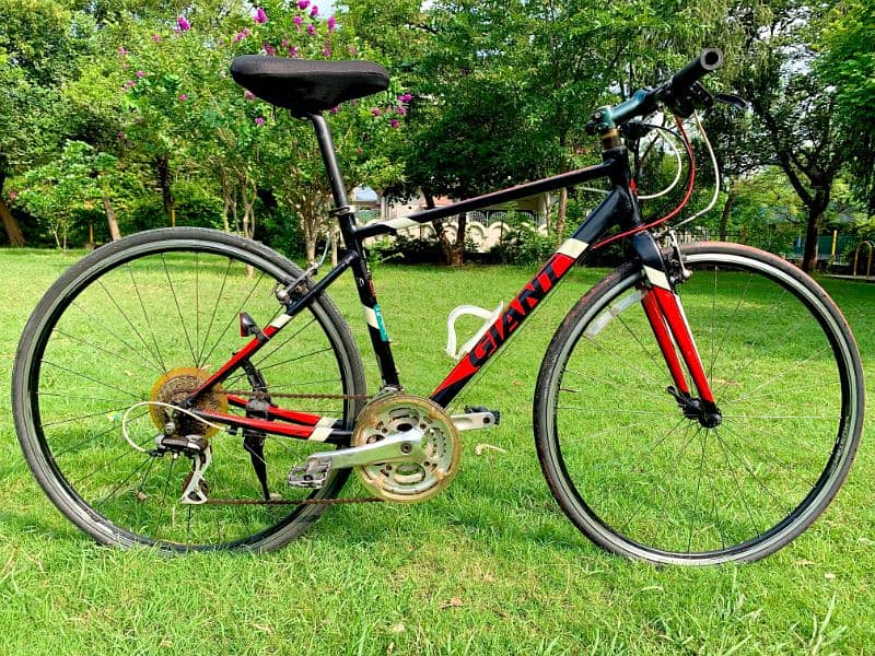 Giant Crosstar Hybrid USA Bicycle 2