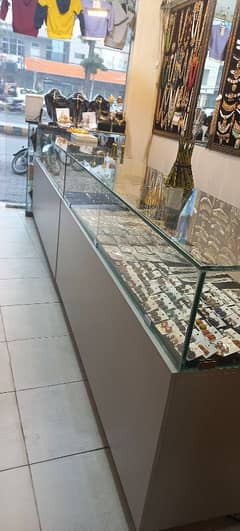 jewellery counter