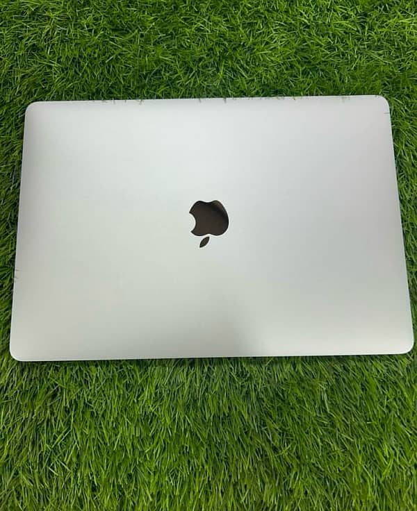 MacBook Pro 2020 0