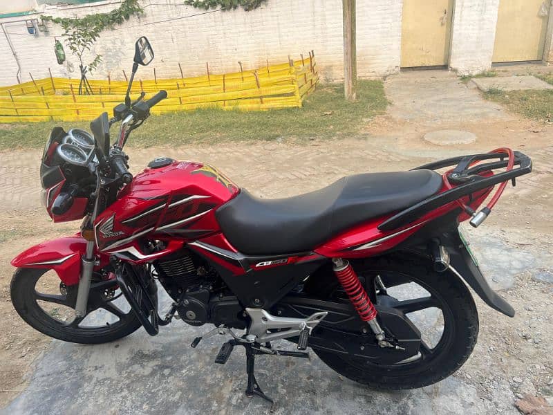 Honda CB 150F Bikes 4