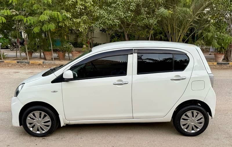 Daihatsu Mira 2014 6