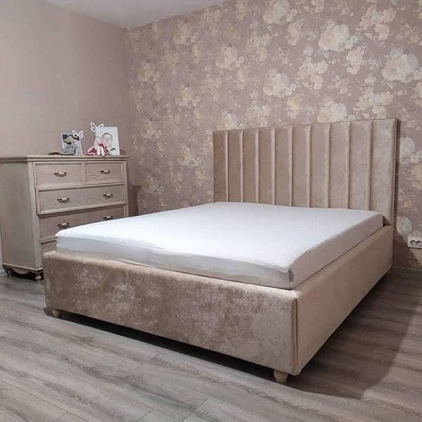 king size bed with two side tables 3